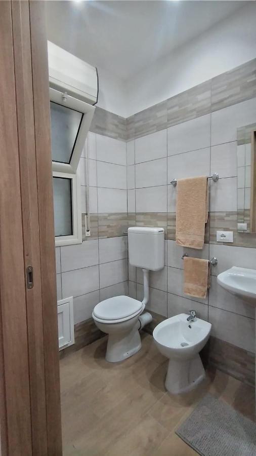 Casa Vacanze Da Peppe Palermo Buitenkant foto